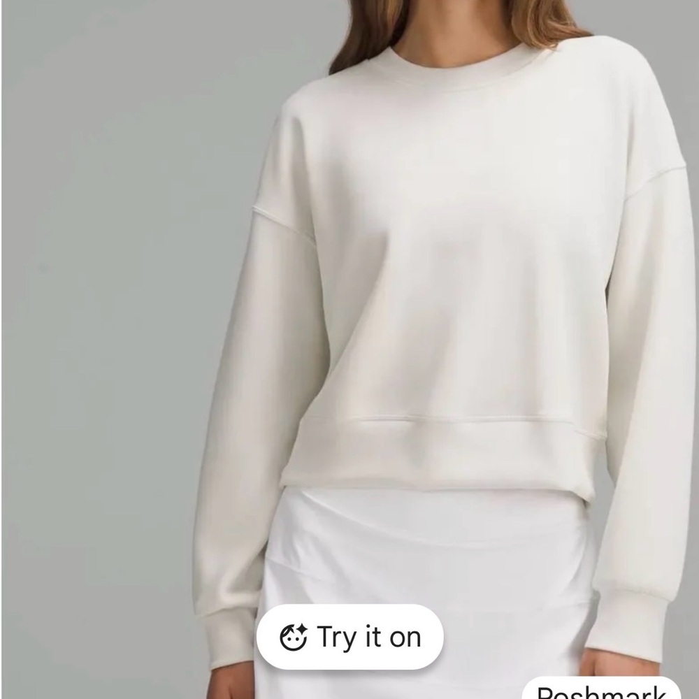 Lululemon Perfectly Oversized Softstreme Cropped Crew